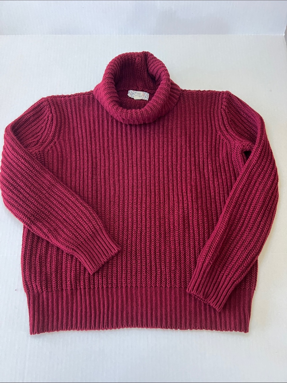Pink Republic Turtleneck Ribbed Sweater in Burgundy Size M